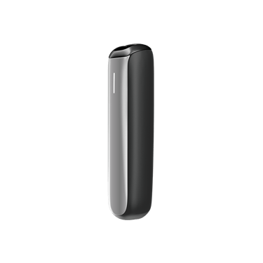 Bočni prikaz Ploom AURA prednje maske kao aksesoara u nijansi Lunar Silver.